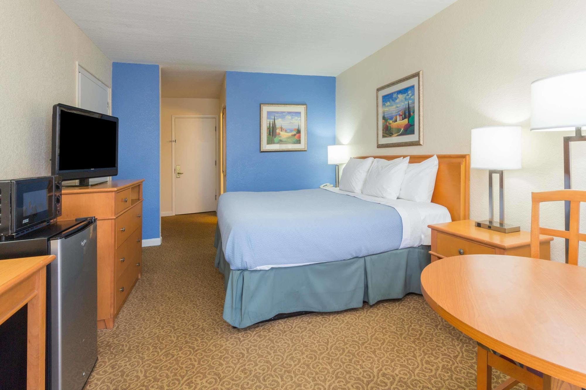 Days Inn By Wyndham Neptune Beach Jacksonville Beach Exterior foto